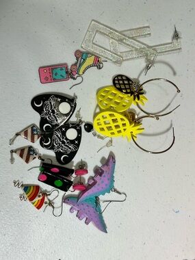 Assorted lot of of novelty earrings